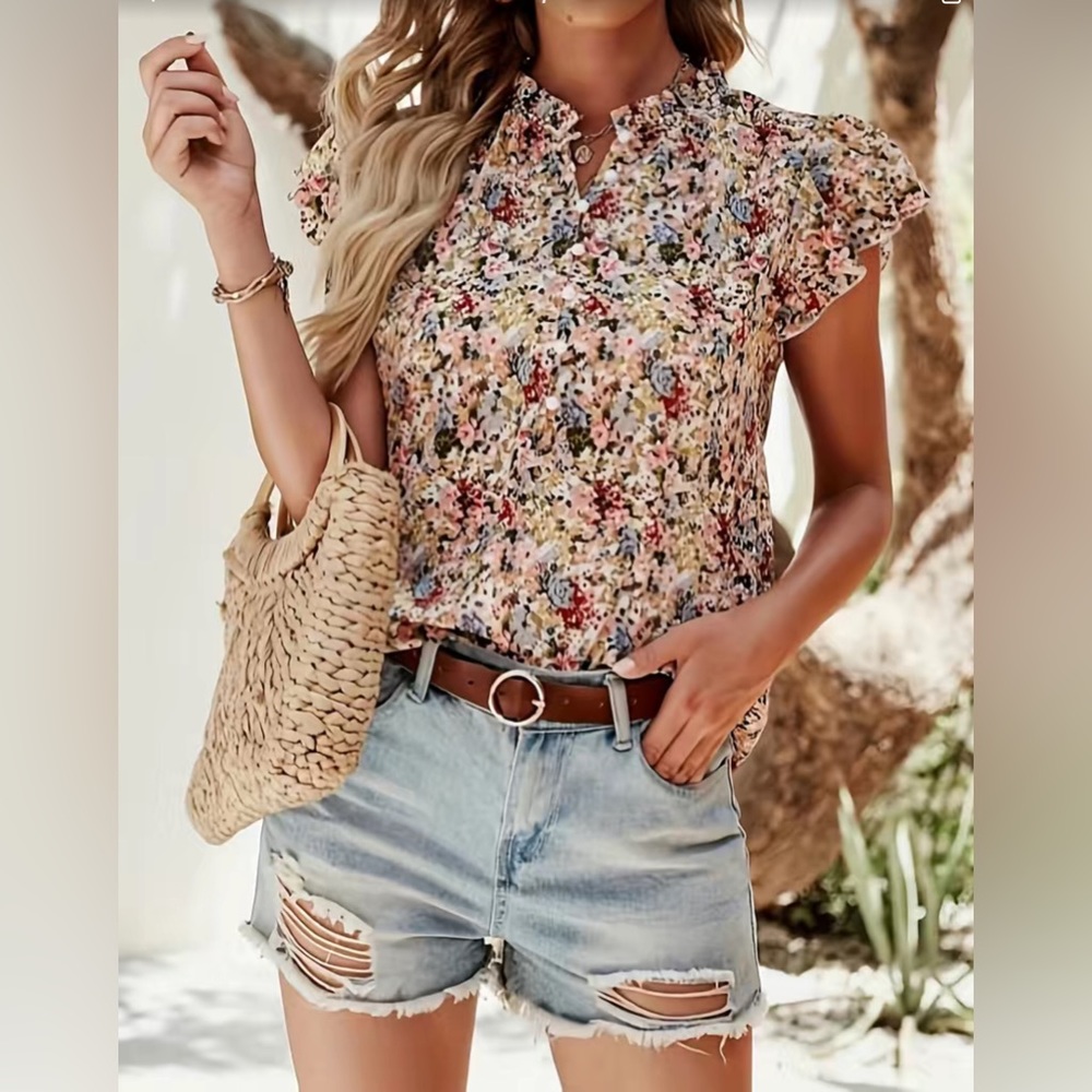 Floral print blouse